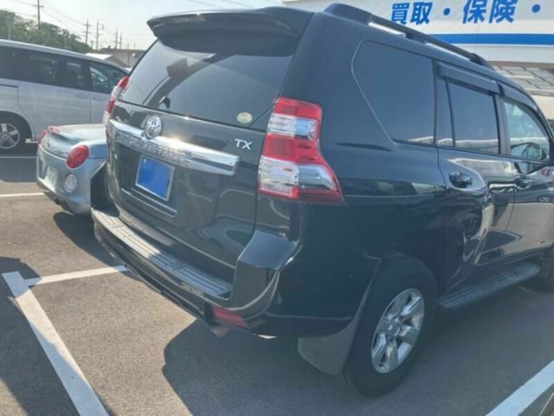 LAND CRUISER PRADO-5