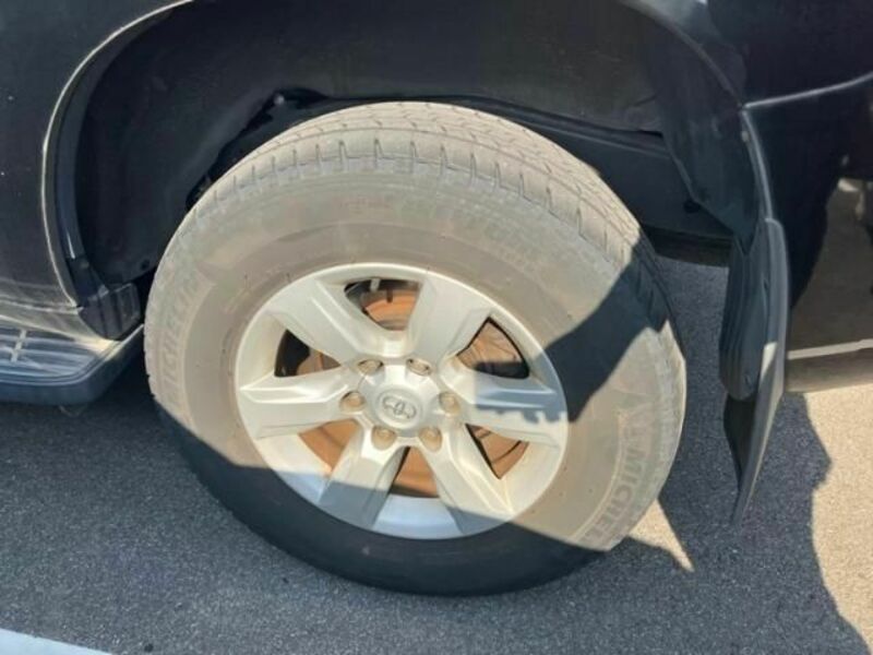 LAND CRUISER PRADO-8