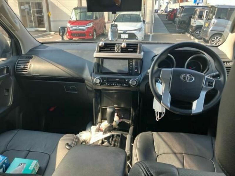 LAND CRUISER PRADO-14