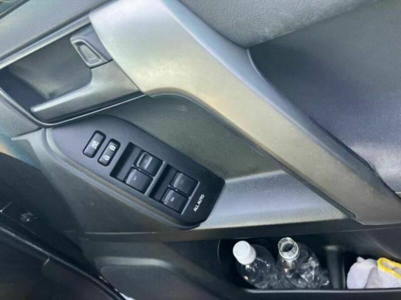 LAND CRUISER PRADO-18