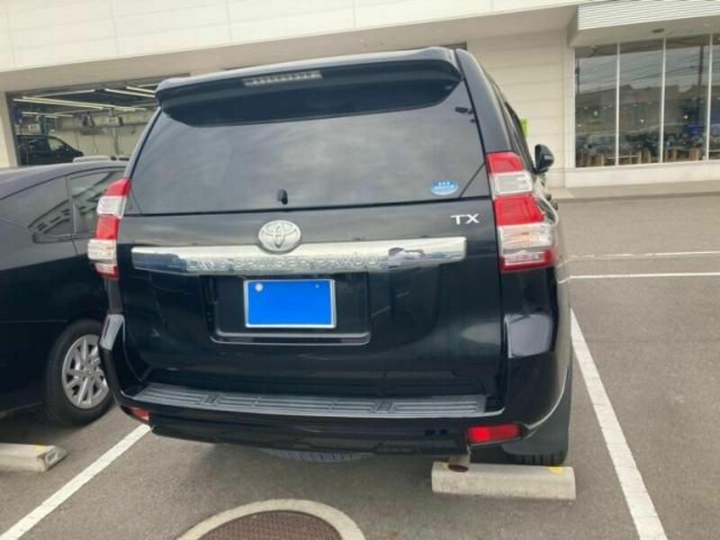 LAND CRUISER PRADO-1