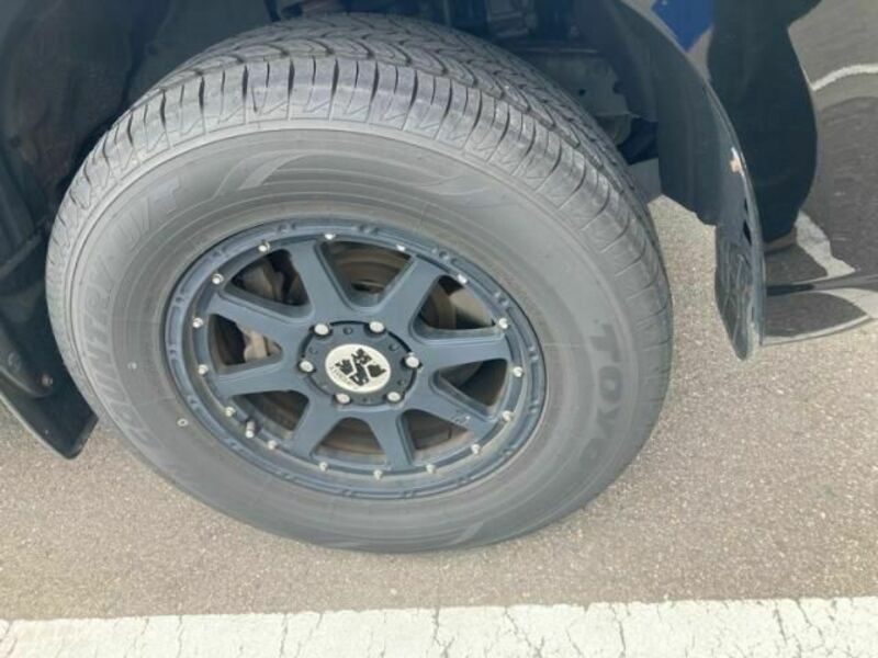 LAND CRUISER PRADO-3
