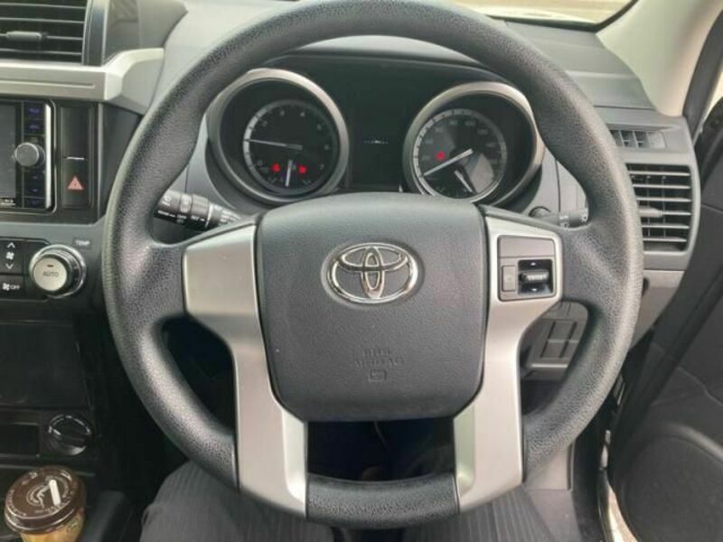 LAND CRUISER PRADO-13