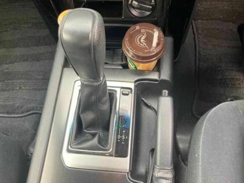 LAND CRUISER PRADO-18