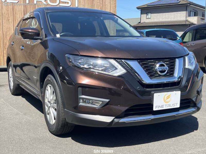 X-TRAIL