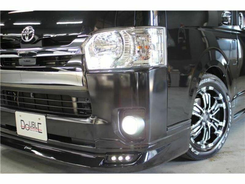 HIACE VAN-1