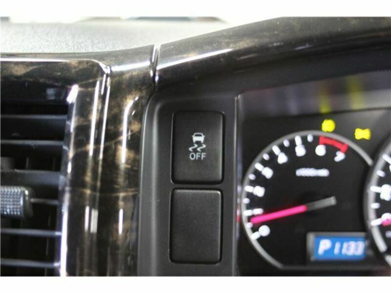 HIACE VAN-11