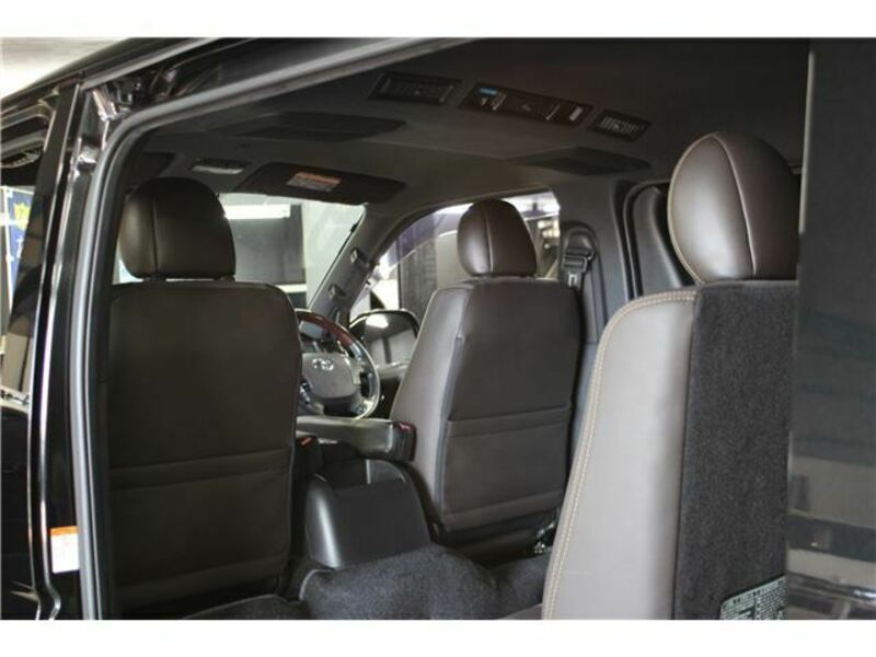 HIACE VAN-22