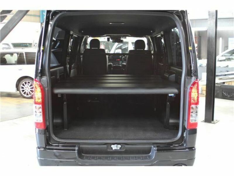 HIACE VAN-27