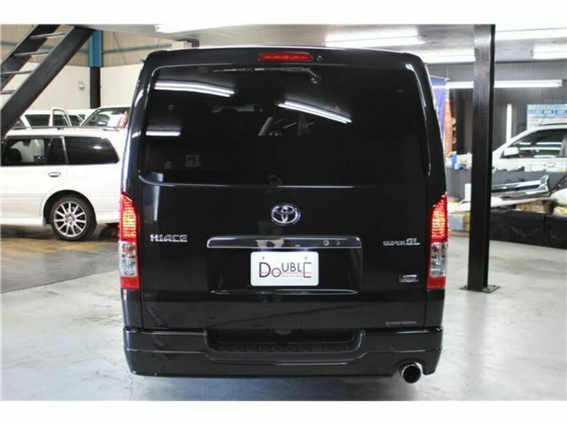 HIACE VAN-33
