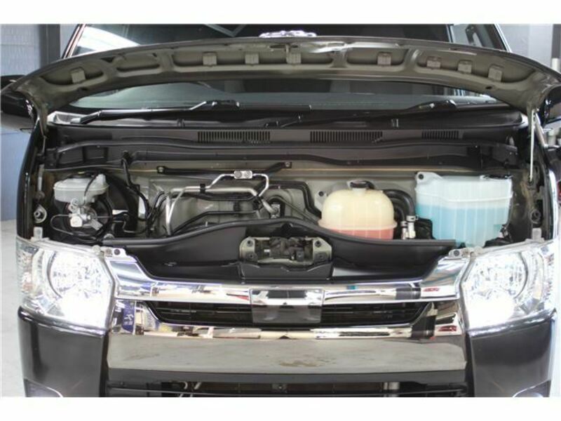 HIACE VAN-47