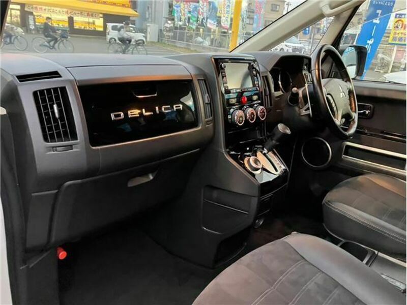 DELICA D5-13