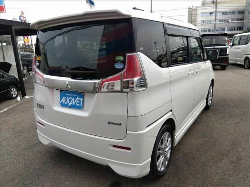 DELICA D2-1