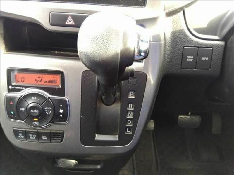 DELICA D2-12