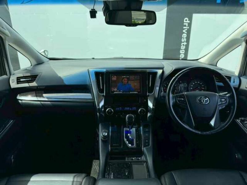 VELLFIRE-2