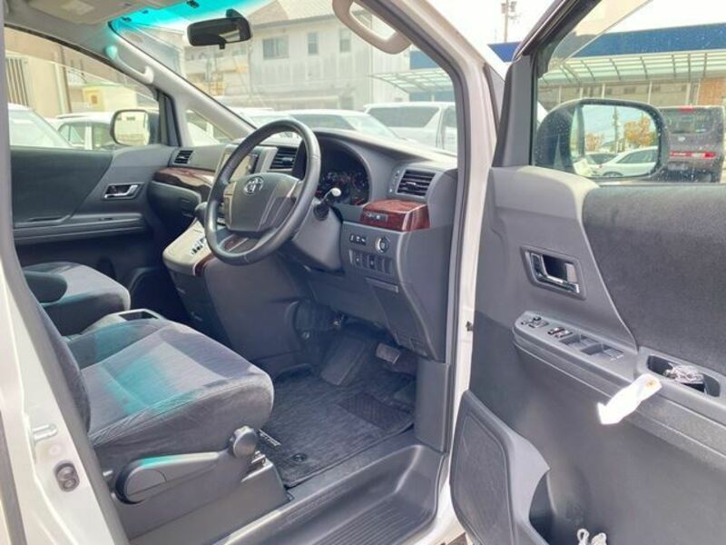 VELLFIRE-16