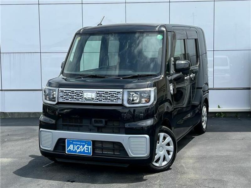 DAIHATSU　WAKE