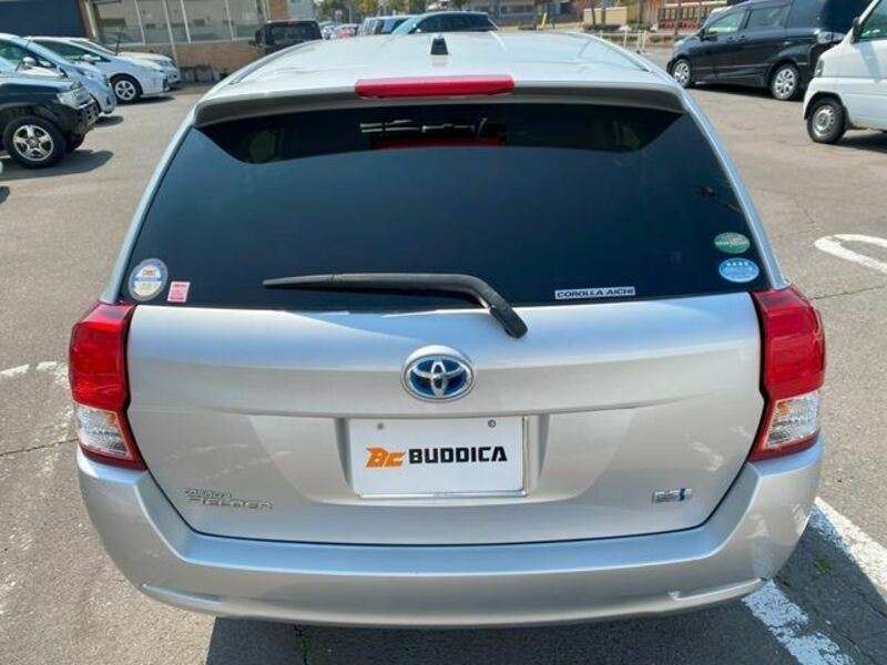 COROLLA FIELDER