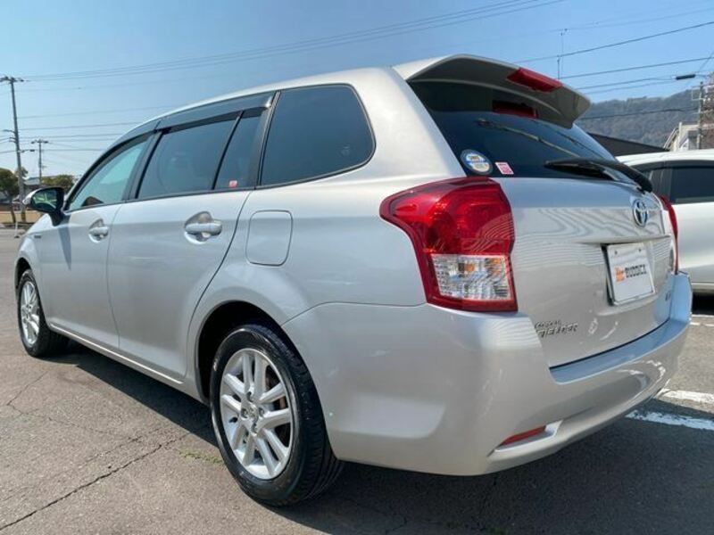 COROLLA FIELDER