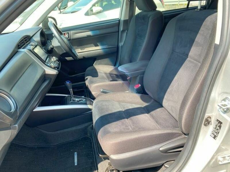 COROLLA FIELDER