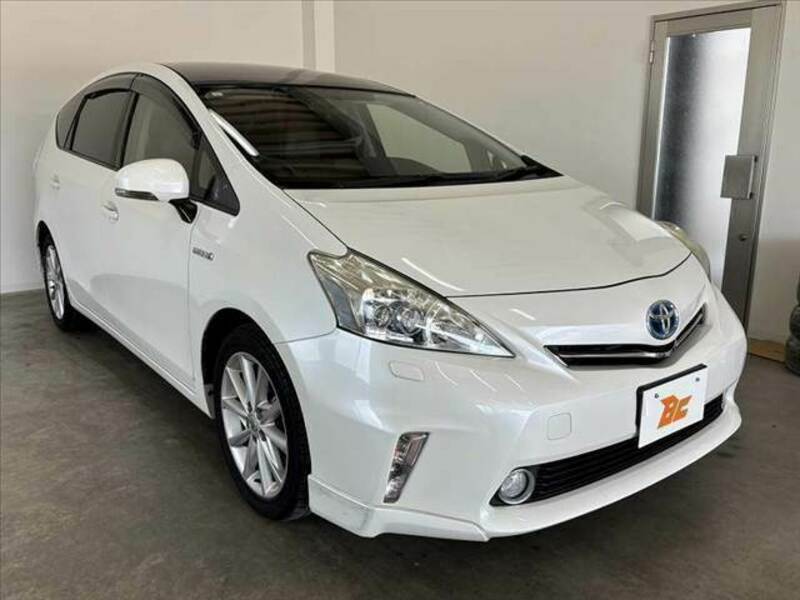 PRIUS ALPHA-7