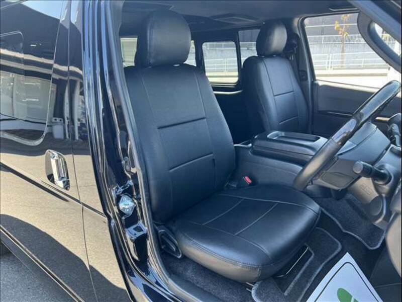 HIACE VAN-6