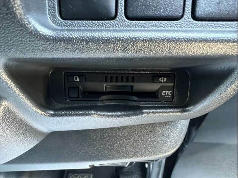 HIACE VAN-18