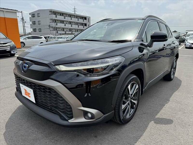 COROLLA CROSS-9