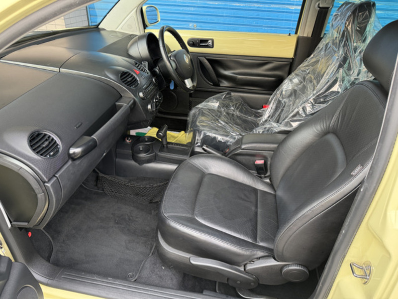 NEW BEETLE-18