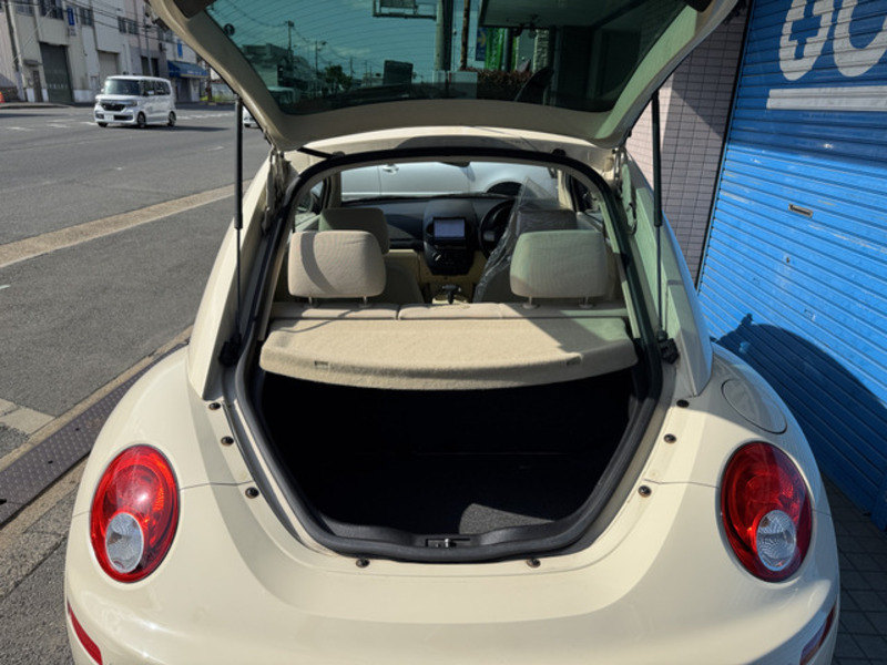 NEW BEETLE