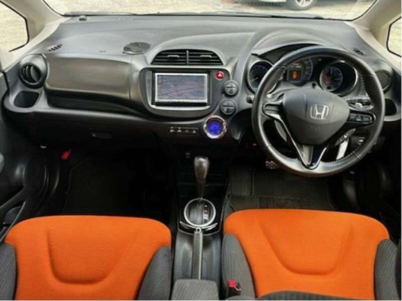 FIT HYBRID-1