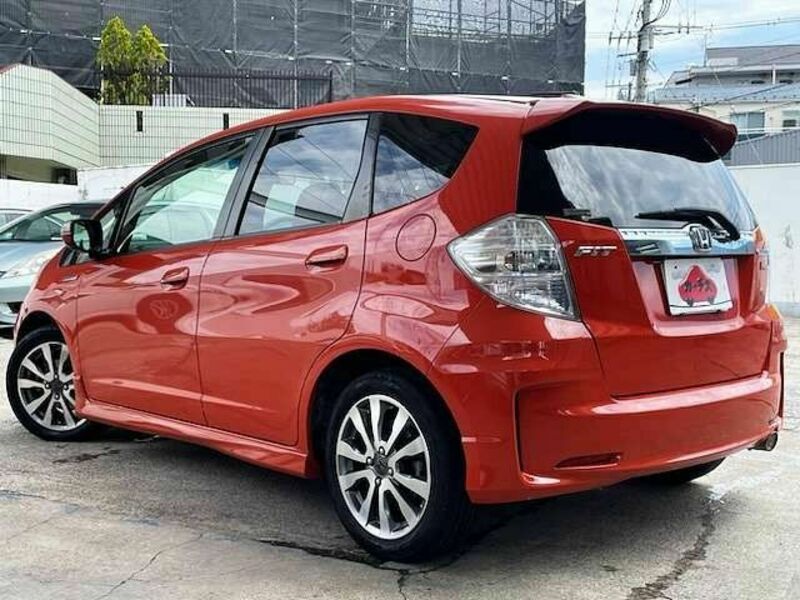 FIT HYBRID-2