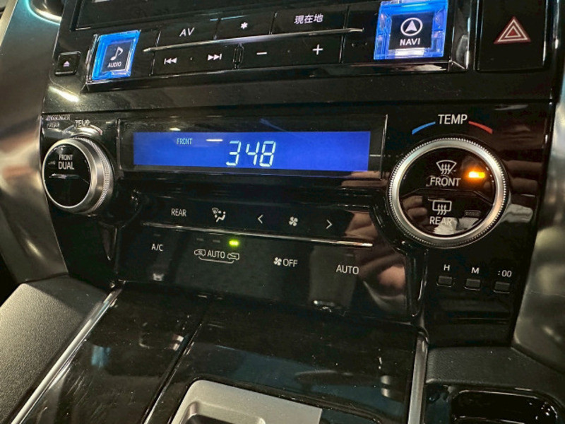 VELLFIRE-9