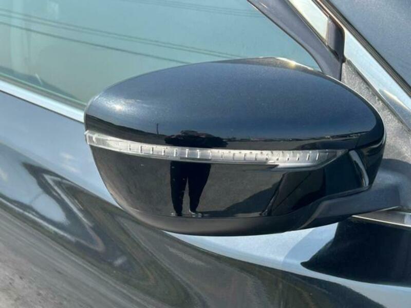 X-TRAIL-7