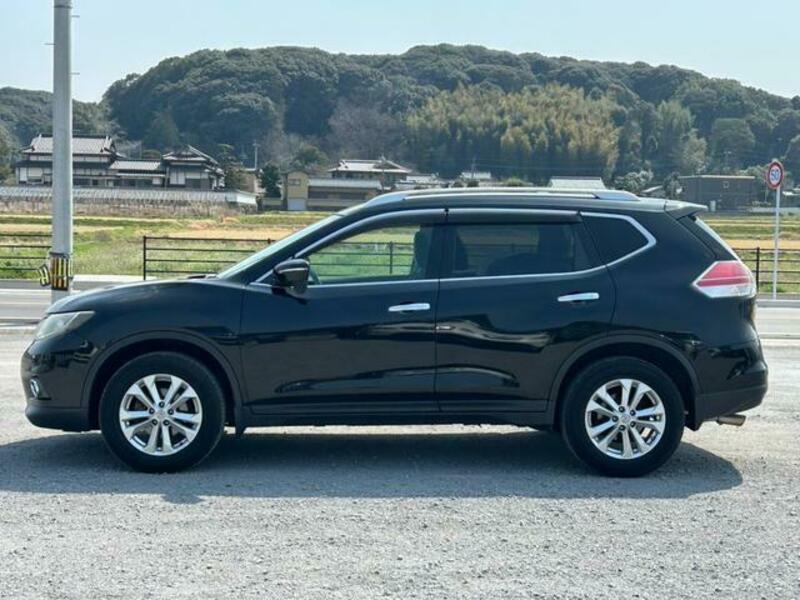 X-TRAIL-18