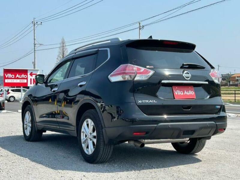 X-TRAIL-19