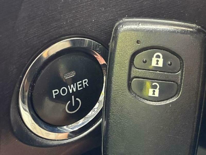 PRIUS-5