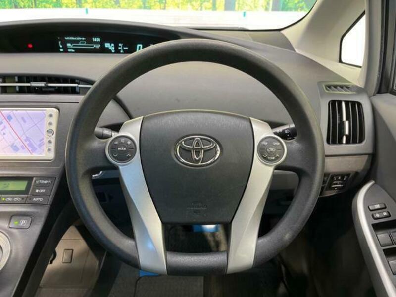 PRIUS-10