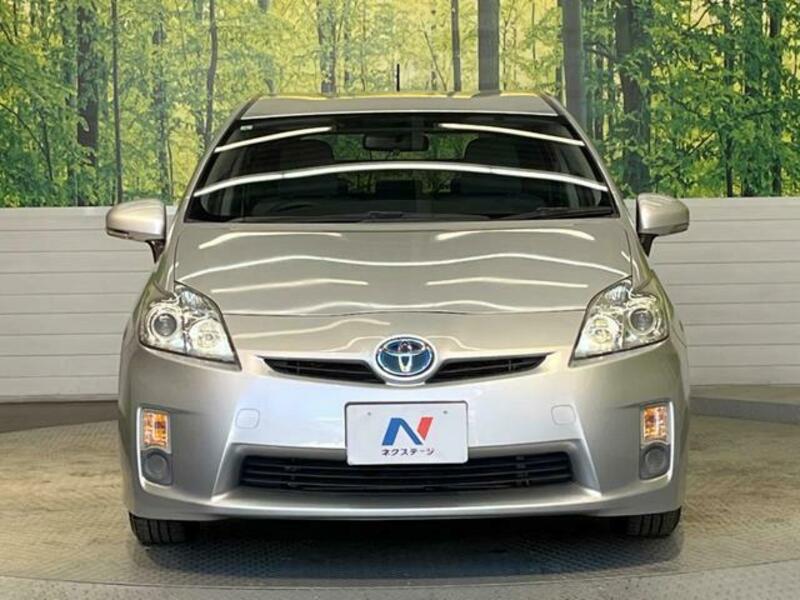 PRIUS-13