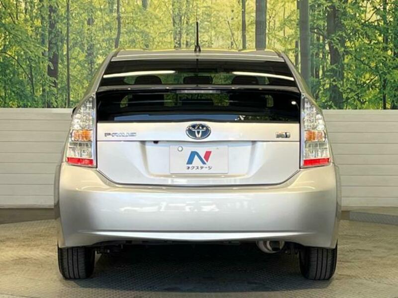 PRIUS-14