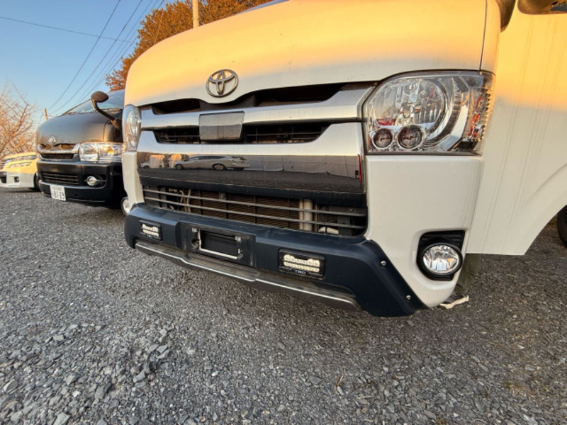 HIACE VAN-14