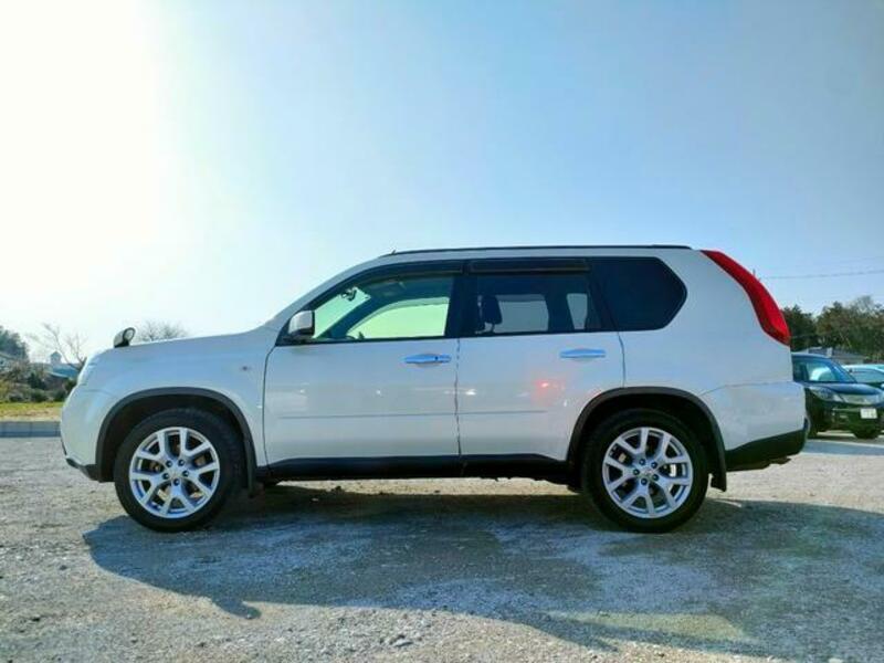 X-TRAIL-2
