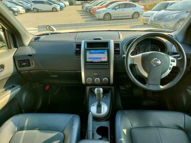 X-TRAIL-7