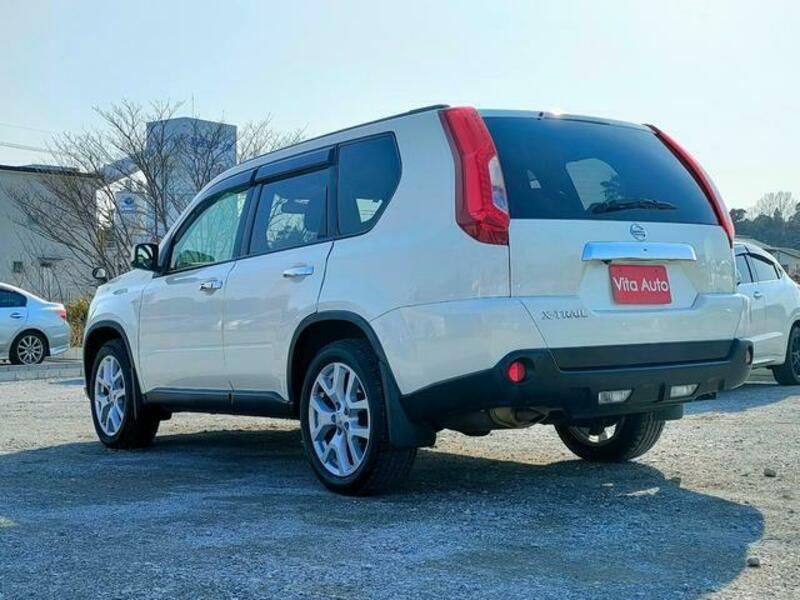 X-TRAIL-18