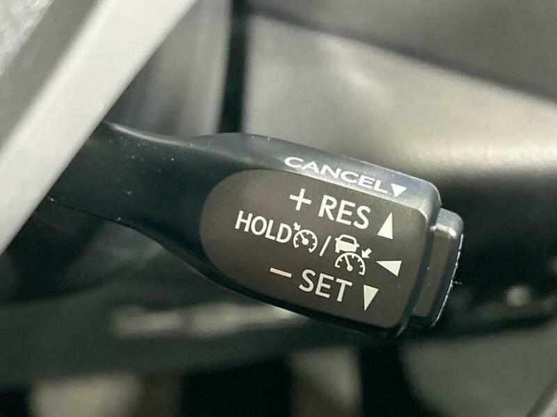 C-HR-4