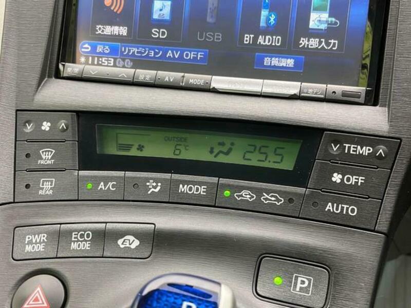 PRIUS-6