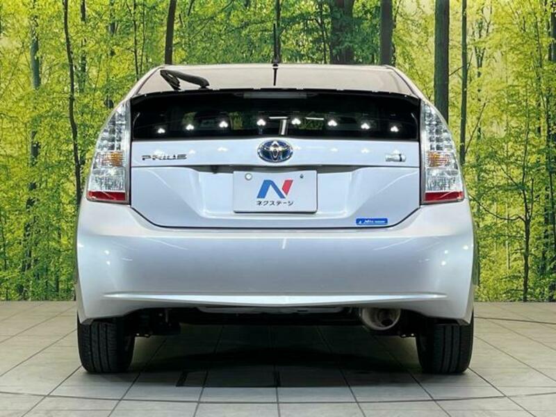 PRIUS-14
