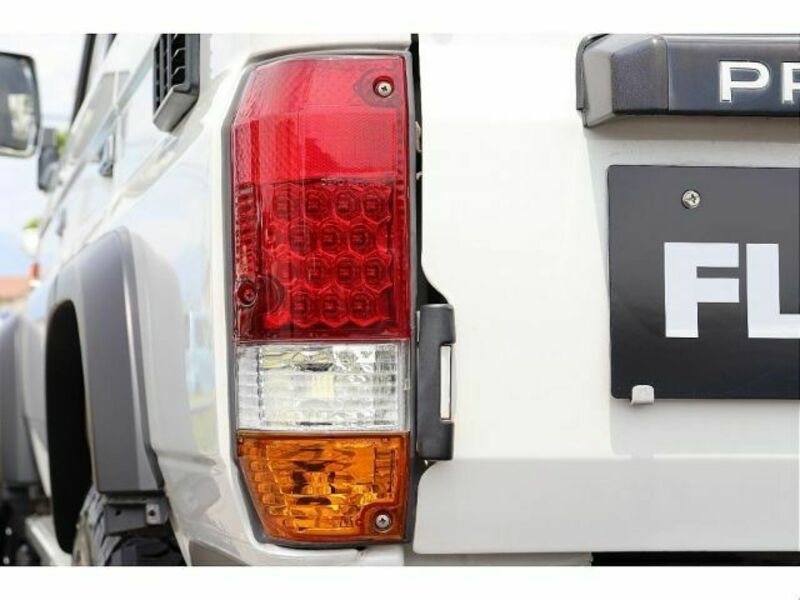 LAND CRUISER PRADO-12