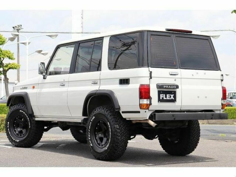 LAND CRUISER PRADO-19