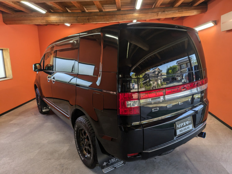 DELICA D5-8